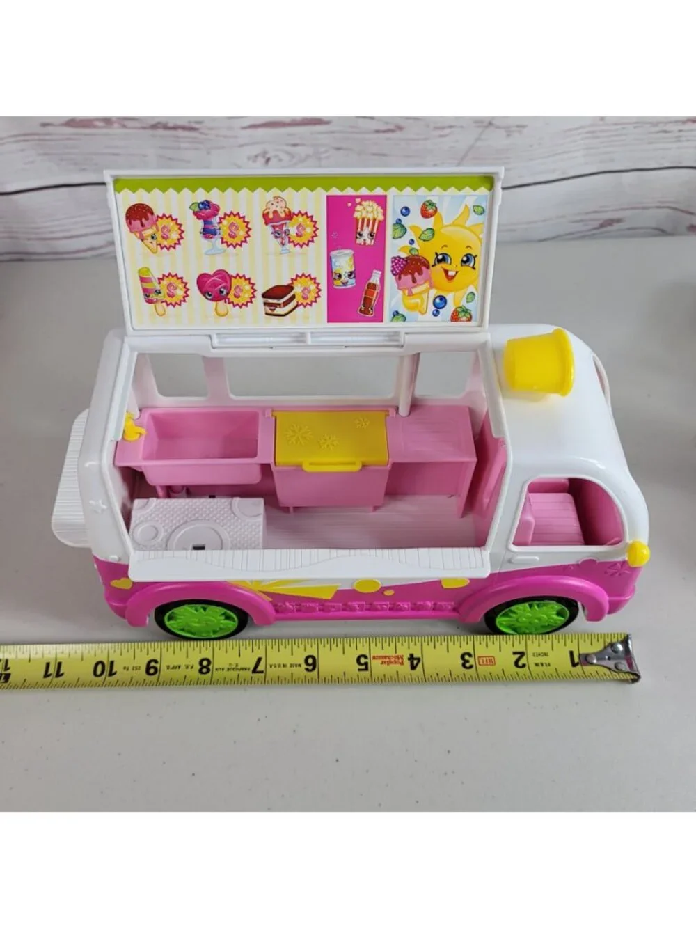 Shopkins Scoop Ice Cream Truck S3 Food Fair Tray 2 Cooler Bags Sign Retired 2015